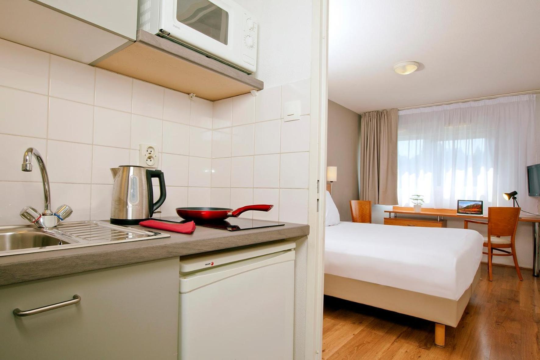 Sejours & Affaires Poitiers Lamartine Apart otel Dış mekan fotoğraf
